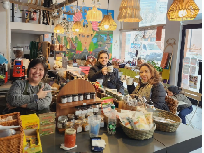 La Maison de LIndonesie, warkop Indonesia di Paris, Prancis