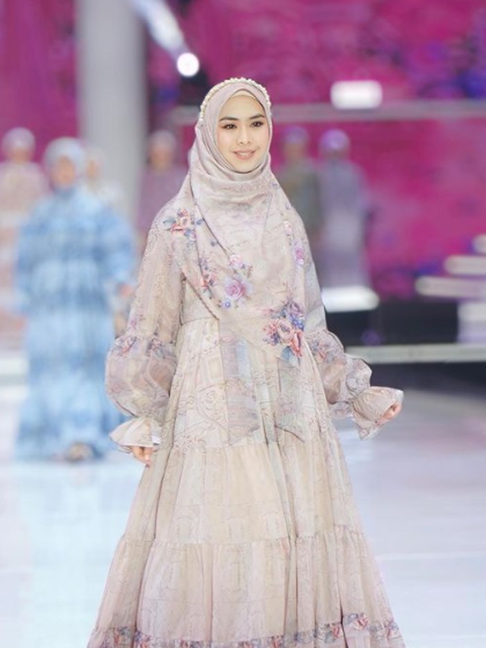 Oki Setiana Dewi Oki Setiana Dewi