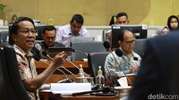 Rapat tersebut dipimpin langsung oleh Ketua Baleg Supratman Andi Agtas.