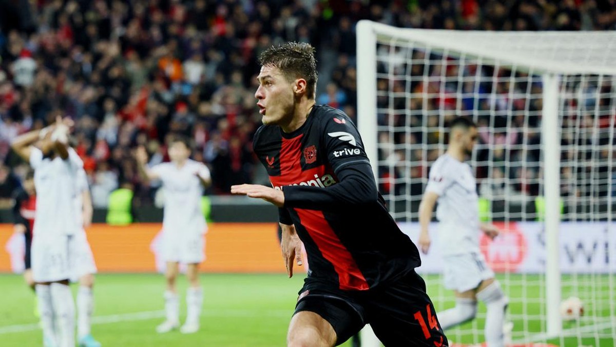 Patrik Schick juru selamat Bayer Leverkusen (REUTERS/Wolfgang Rattay)
