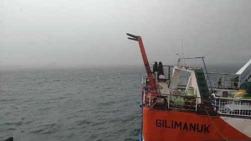 Penundaan penyeberangan di Selat Bali akibat cuaca buruk beberapa waktu lalu.