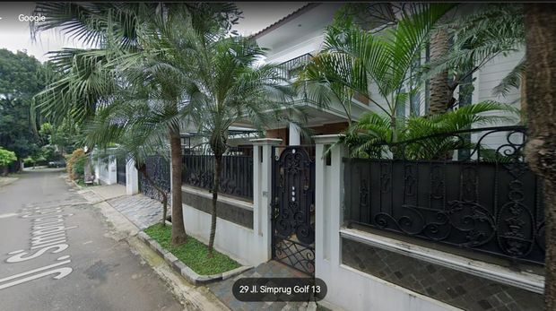 Rumah milik istri Rafael Alun Trisambodo, Ernie Meike Torondek di kawasan Simprug yang dirampas untuk negara/Tangkapan Layar Google Street View