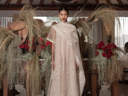 10 Koleksi Baju Ramadan dan Lebaran 2024 Karya Sapto Djojokartiko