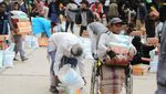 Semringah Warga Yaman Terima Bantuan Pangan Saat Ramadan