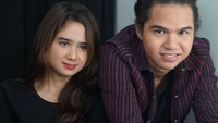 Menjalin hubungan bertahun-tahun dengan Dul Jaelani, Tissa disebut sebagai calon mantu dan diajak foto keluarga bareng Maia Estianty. Foto: Instagram @tissabiani