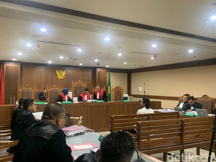 Sidang lanjutan kasus dugaan pemalsuan data dan daftar pemilih Pemilu 2024 di Kuala Lumpur, di PN Tipikir, Jakpus, 15 Maret 2024. (Mulia Budi/detikcom)