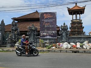 Desa di Klungkung Kewalahan Atasi Sampah, Menumpuk dan Berbau Busuk
