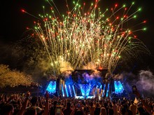 Sandiaga Uno Spill Tipis-tipis Konser Besar di Jakarta Sandiaga Uno Spill Tipis-tipis Konser Besar di Jakarta