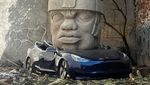 Waduh, Mobil Mewah Tesla Hancur Ditiban Patung Kepala Olmec 9 Ton