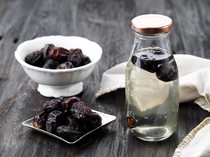 Cara Tepat Membuat Air Nabeez Favorit Rasulullah, Ketahui Larangannya!