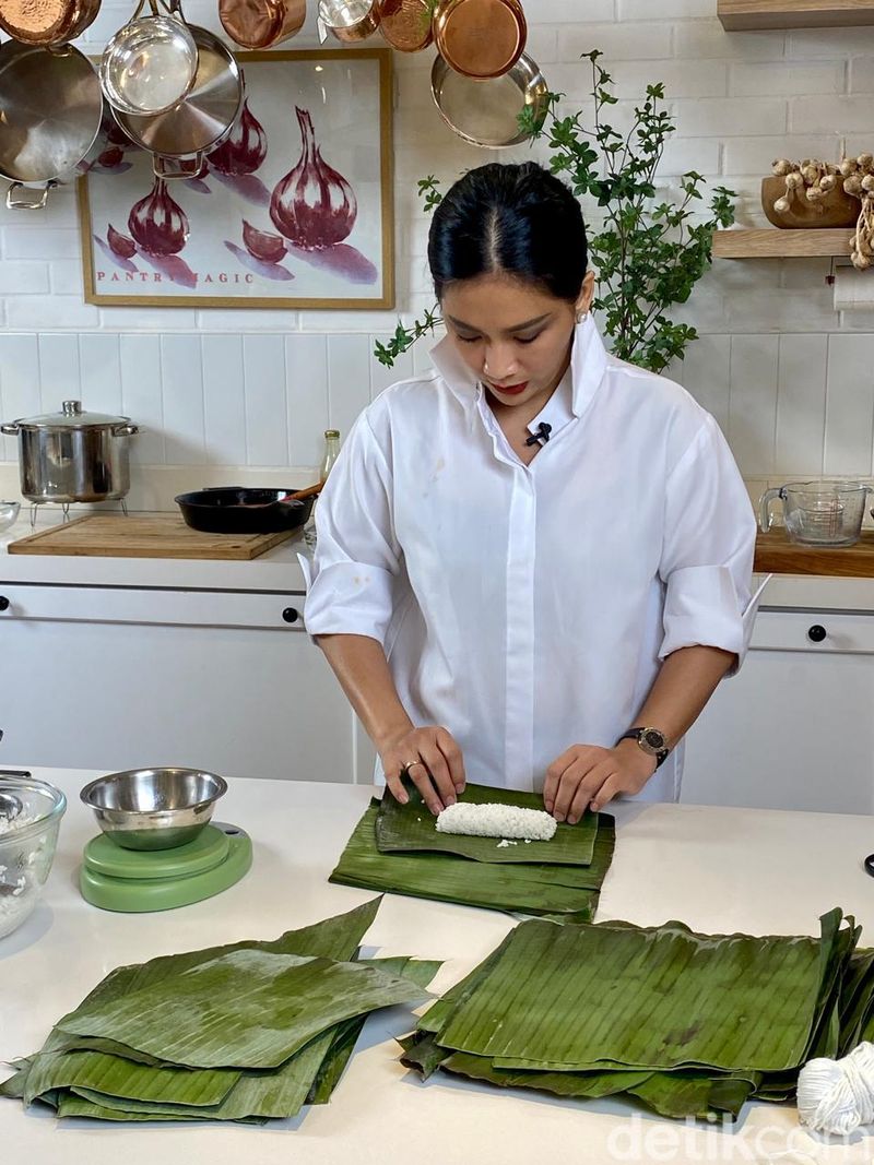5 Tips Bikin Buras Khas Makassar yang Lembut Gurih