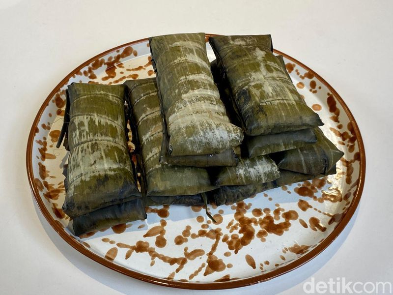 5 Tips Bikin Buras Khas Makassar yang Lembut Gurih