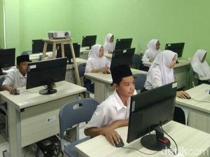Ponpes As-Sabaq Buka Peradaban Pendidikan hingga Santri Melek IT
