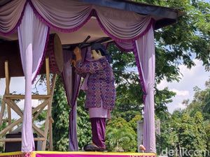 Menelisik Asal-usul Boneka Haji Geyot Ikon Ramadan di Ciamis