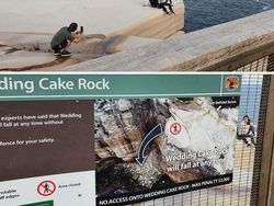 Foto Kelakuan Turis Bikin Tepok Jidat, Ada di Indonesia