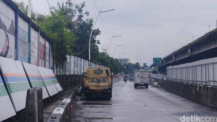 Jl RE Martadinata, Ancol, Jakarta Utara, 16 Maret 2024 sudah normal, jalanan dibuka, tidak seperti 14 Maret yang sempat ada penutupan jalan. (Brigitta Belia P/detikcom)
