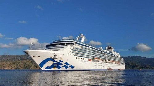 Kapal pesiar yang mengunjungi Taman Nasional Komodo (Dok. Kantor Imigrasi Kelas II TPI Labuan Bajo)