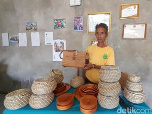 Kerajinan dari Rumput Gunung yang Dilirik Pasar Eropa