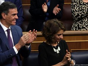 Parlemen Spanyol Loloskan RUU Amnesti bagi Separatis Catalonia