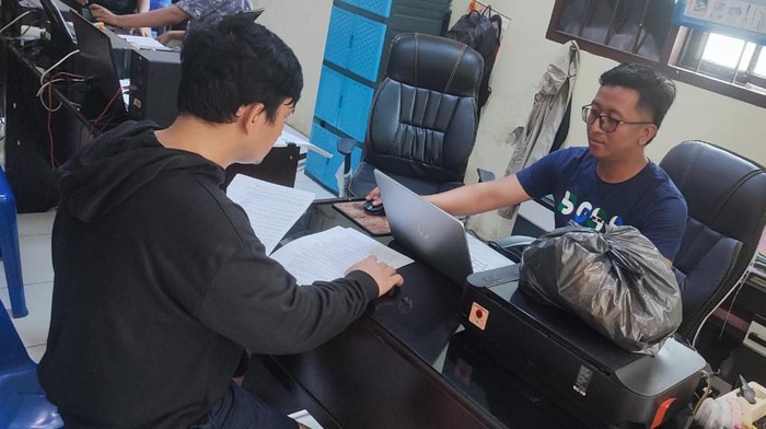 Pelaku JN saat diamankan Unit Reskrim Polsek Batu Ampar di Deli Serdang, Sumatera Utara (dok Polsek Batu Ampar)