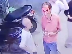 Viral Pemalak Bertopeng Superhero di Palembang, Polisi: Sudah Diamankan