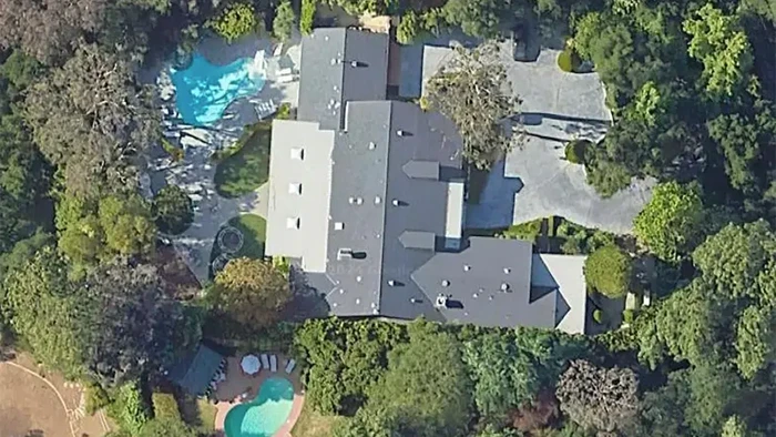 Penampakan rumah Cara Delevingne sebelum terbakar