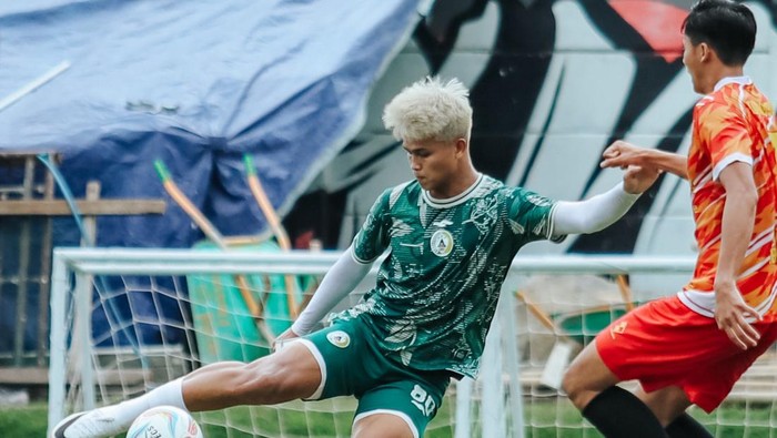 Penyerang PSS Sleman, Hokky Caraka