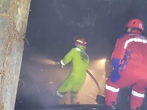 Kronologi Warga Bakar Rumah Sendiri di Banta-bantaeng Makassar