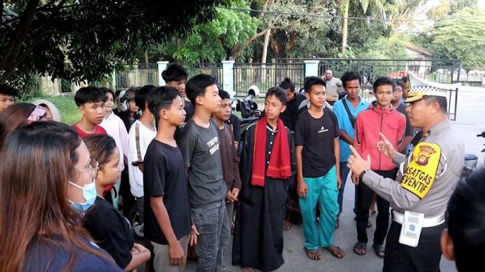 Polresta Jambi menggelar razia balap liar di kawasan Bandara Kota Jambi.