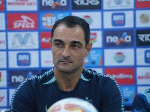Pelatih PSIS Semarang Puji PSM Makassar Unggul Bola Set Piece