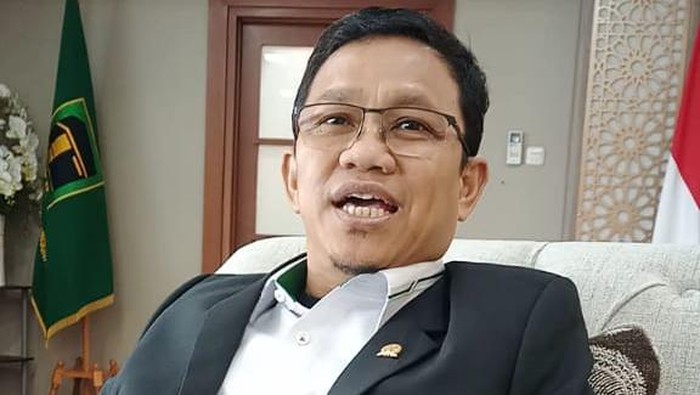 Wakil Ketua MPR RI Amir Uskara