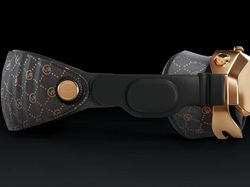 Apple Vision Pro Berbalut Emas 18 Karat Harganya Bikin Melotot