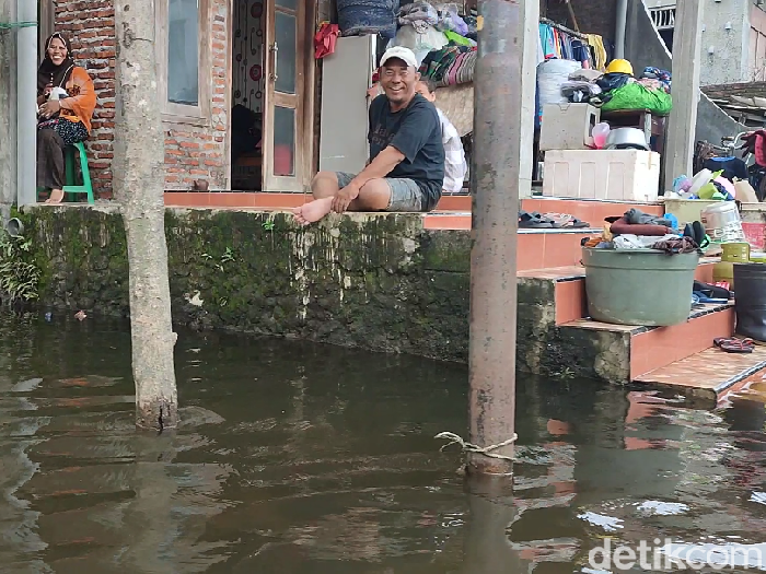 Banjir di Kelurahan Trimulyo, Kota Semarang, Minggu (17/3/2024) sore.