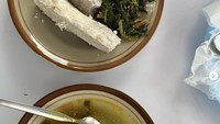 Sesekali Donny Kesuma juga mengunggah potret makanan. Kali ini papeda buatan para mama di Jayapura yang dibuat ketika ada pertandingan softball. Foto: Instagram donnykesumaofficial