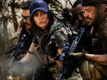 Sinopsis Film Rogue: Aksi Megan Fox Memimpin Tim Tentara di Afrika