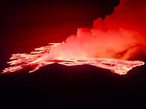 Gunung Berapi di Islandia Meletus, Begini Penampakannya