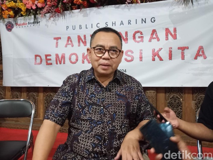 Ketua Institut Harkat Negeri (IHN) Sudirman Said di acara diskusi publik di Joglo Putri, Kota Solo, Minggu (17/3/2024).
