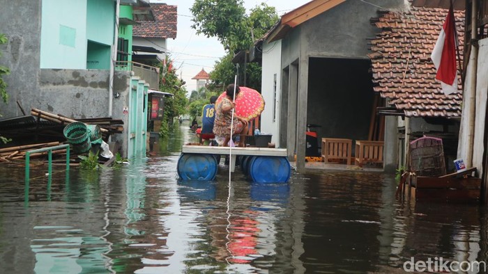 Kondisi banjir di Desa Jati Wetan, Kecamatan Jati, Kabupaten Kudus, Sabtu (16/3/2024).