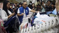 Zulkifli Hasan mengunjungi ITC Mangga Dua untuk memantau aktivitas perdagangan menjelang Lebaran.