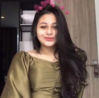 Paras cantik Layla Syafira memang menurun dari Kadir. Sang pelawak sendiri memang memiliki ‘darah’ Jawa-Arab.  Foto: Dok. Instagram, YouTube Transmedia