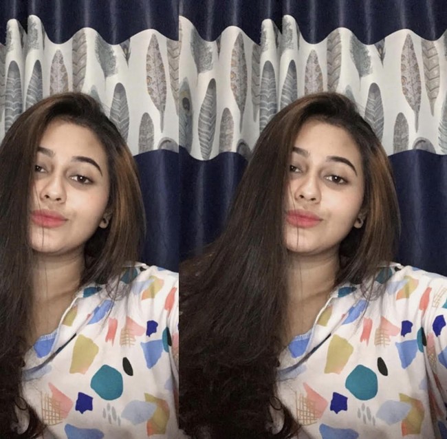 Layla Syafira jarang mengunggah foto dirinya di Instagram. Hanya terlihat beberapa foto dirinya yang berambut panjang dengan pesona perempuan Arab Saudi. Foto: Instagram @laylasyafiraa