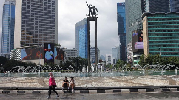 Potret Sepinya Car Free Day Pertama Ramadan di Jakarta