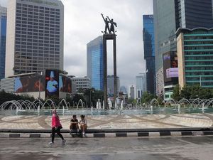 Potret Sepinya Car Free Day Pertama Ramadan di Jakarta