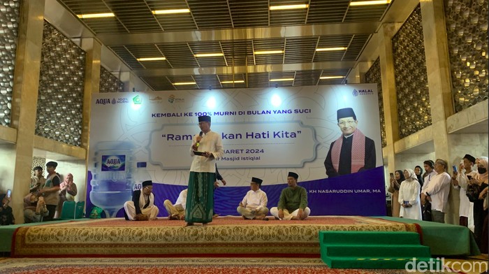Sandiaga Uno buka bersama di Masjid Istiqlal