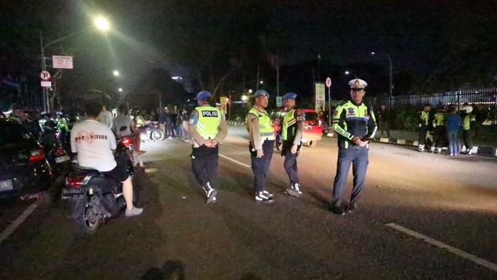 Tim gabungan saat melakukan patroli gabungan skala besar di lapangan