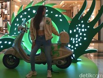 Jangankan Motornya, Jaket Vespa 946 Aja Harganya Gak Masuk Akal!