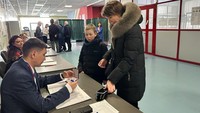 Pemungutan suara dalam pilpres Rusia tahun ini berlangsung selama tiga hari, yakni sejak 15 Maret hingga 17 Maret.  