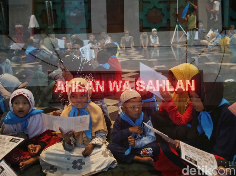 Antusias Anak-anak Ikuti Pesantren Kilat di Jakarta Islamic Center