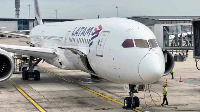 Boeing 787 Dreamliner milik LATAM Airlines