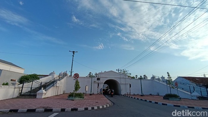 Gauk Plengkung Gading, Kraton, Kota Jogja, Senin (18/3/2024).